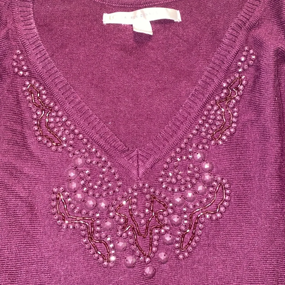 LC sweater/top. - Picture 3 of 4